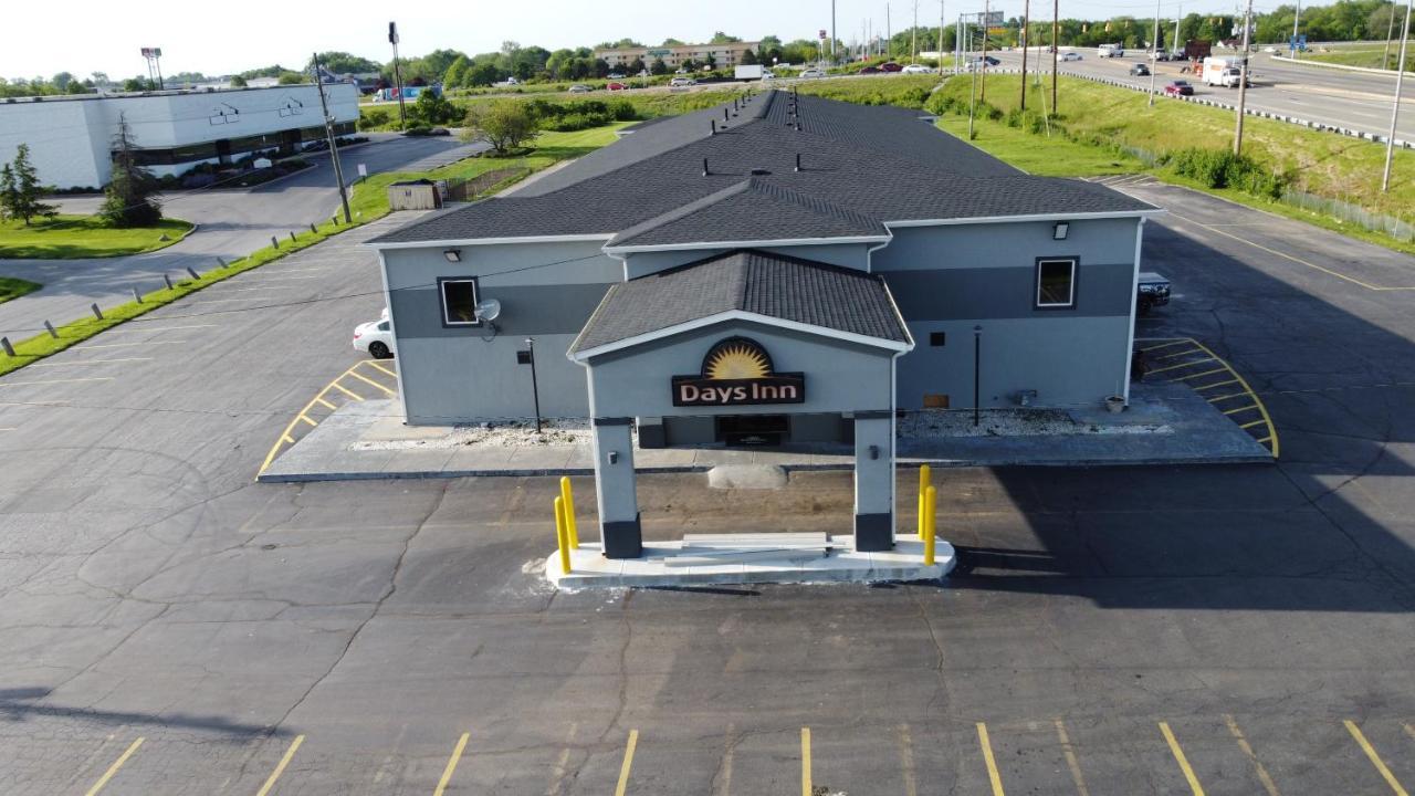 Days Inn By Wyndham Indianapolis East Post Road Экстерьер фото